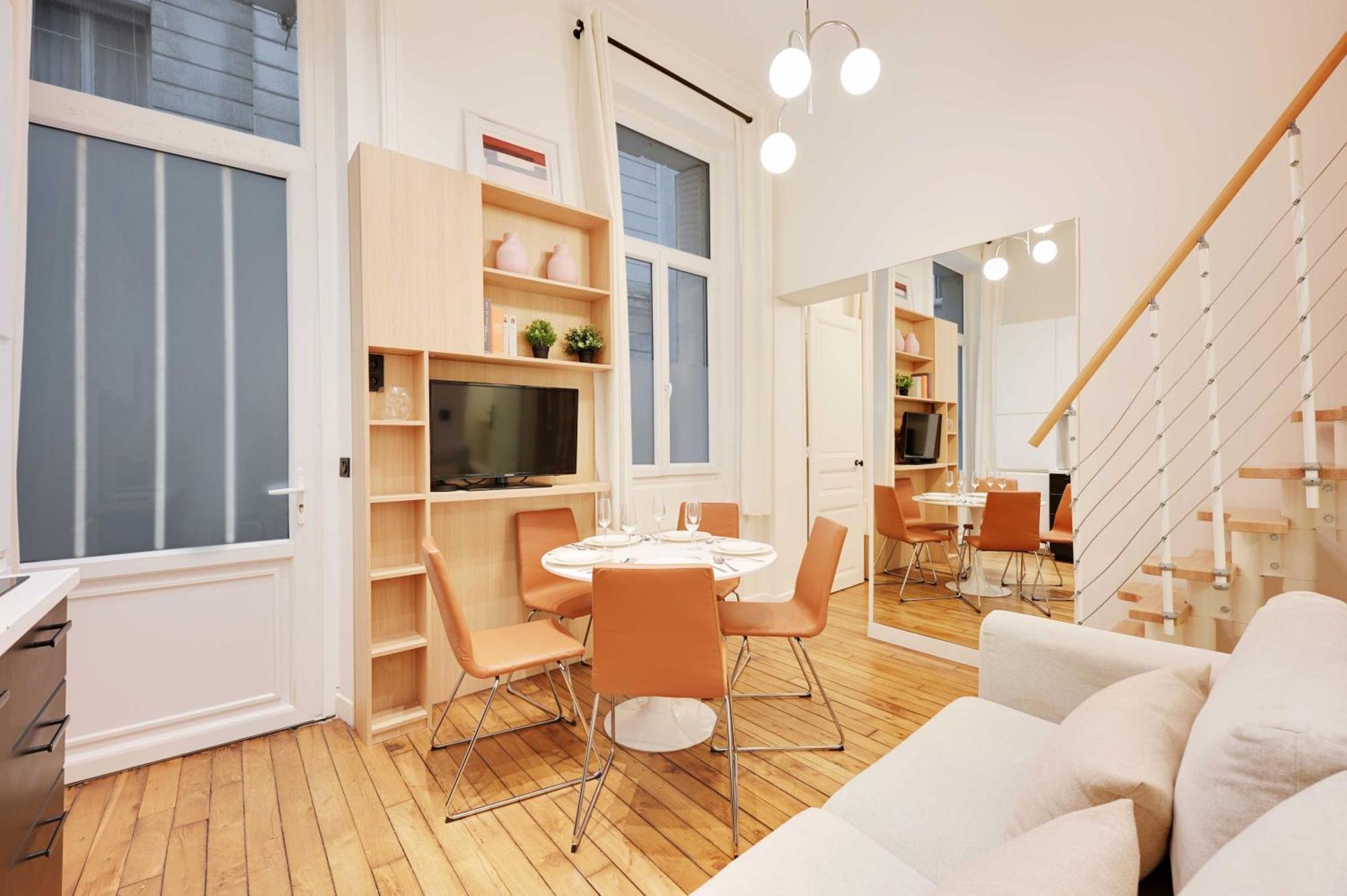 Beautiful -1br-4p- Tour Eiffel - Invalides Appartement Parijs